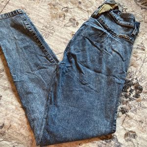 5/$15 Aptitud Jeans